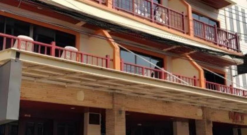 Mt Hotel